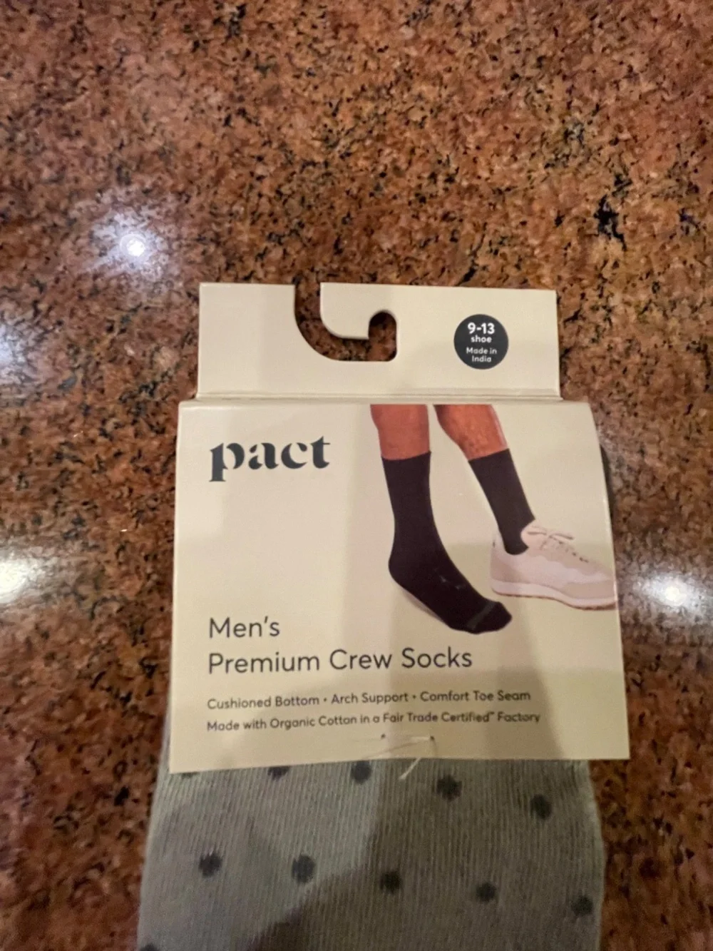 NEW! Men's Pact Seagrass Castor Dot Premium Crew Socks Shoe Size: 9-13 (2 Pair)
